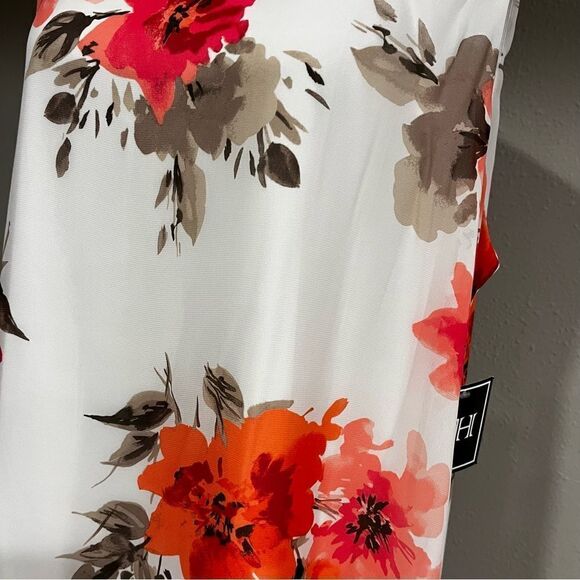 A-line loose fit floral plus size dress - Picture 4 of 15